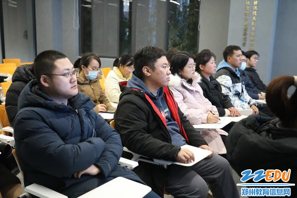 http://img.zzedu.net.cn/upload/resources/collect/image/2024/01/18/3894471_600x400.jpg