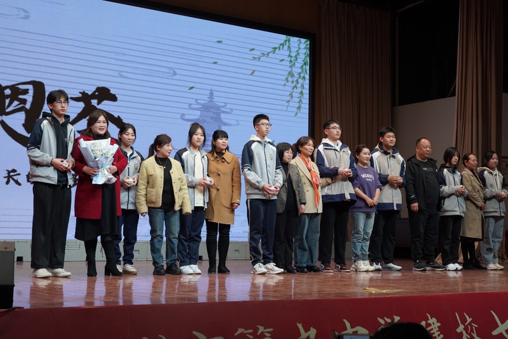 8b14fec8389d48adb559900b144fcca7.jpg