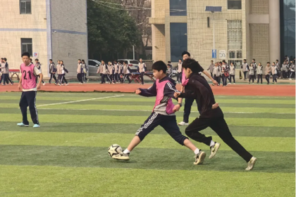 九中“班超”赛场，点亮青春光芒——郑州市第九中学举办第六届校园球类班级联赛