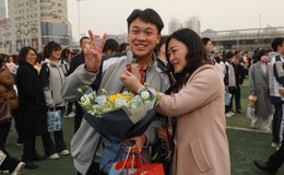 高三年级成人仪式1-7班