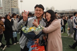 高三年级成人仪式1-7班