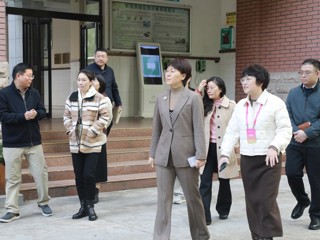 妇联领导到学校调研